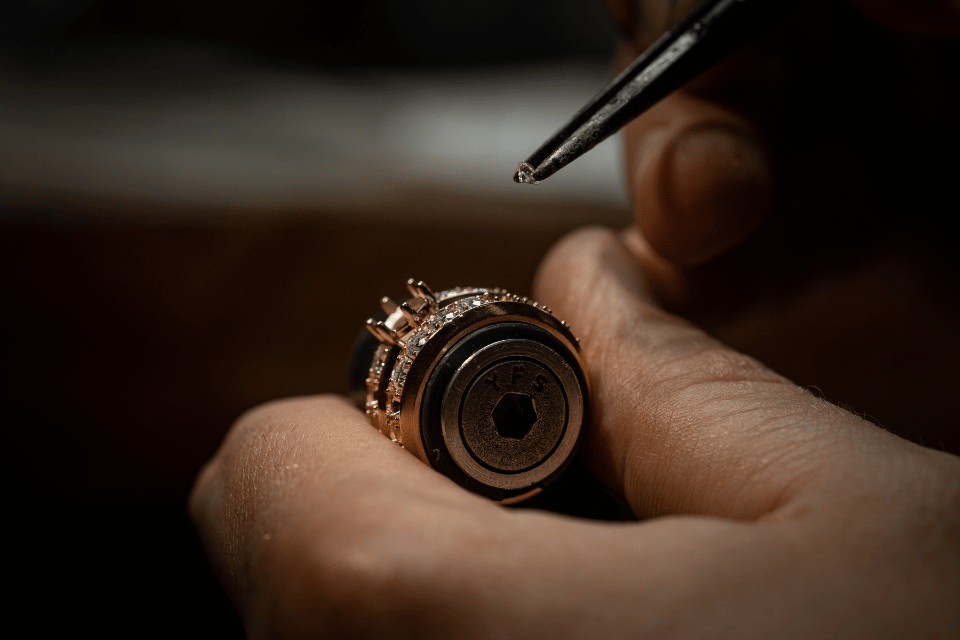 Jewelry Repair Centerville, Ohio - resetting a diamond