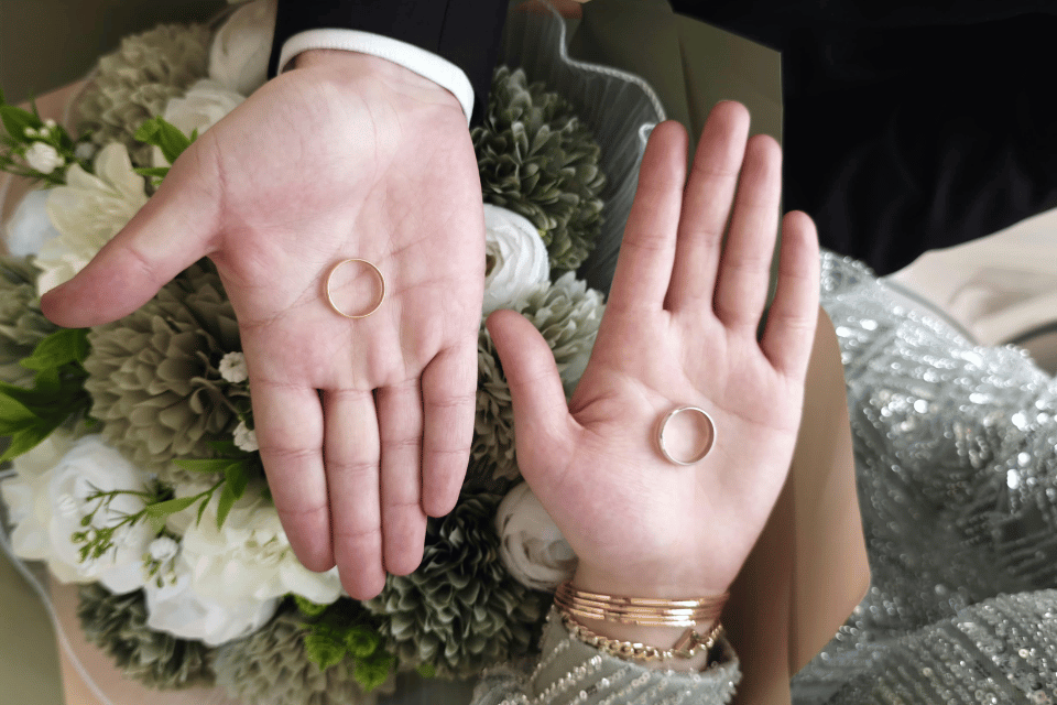 Matching Men's and Women's Wedding Bands Near Cincinnati, OH