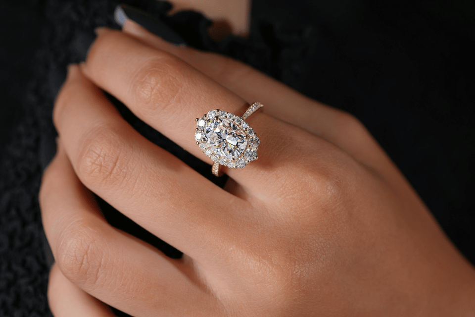 Sonu Misra owns and operates Elizabeth Diamond Company - a Dayton, Ohio diamond and fine jewelry store